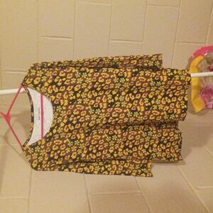 🦋 Rebecca Malone Multicolor Floral and Leopard Print Top